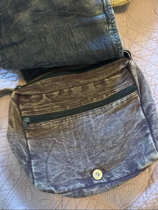 Handcrafted Patchwork Shoulder Bag in Multicolor - Picture 3 of 4